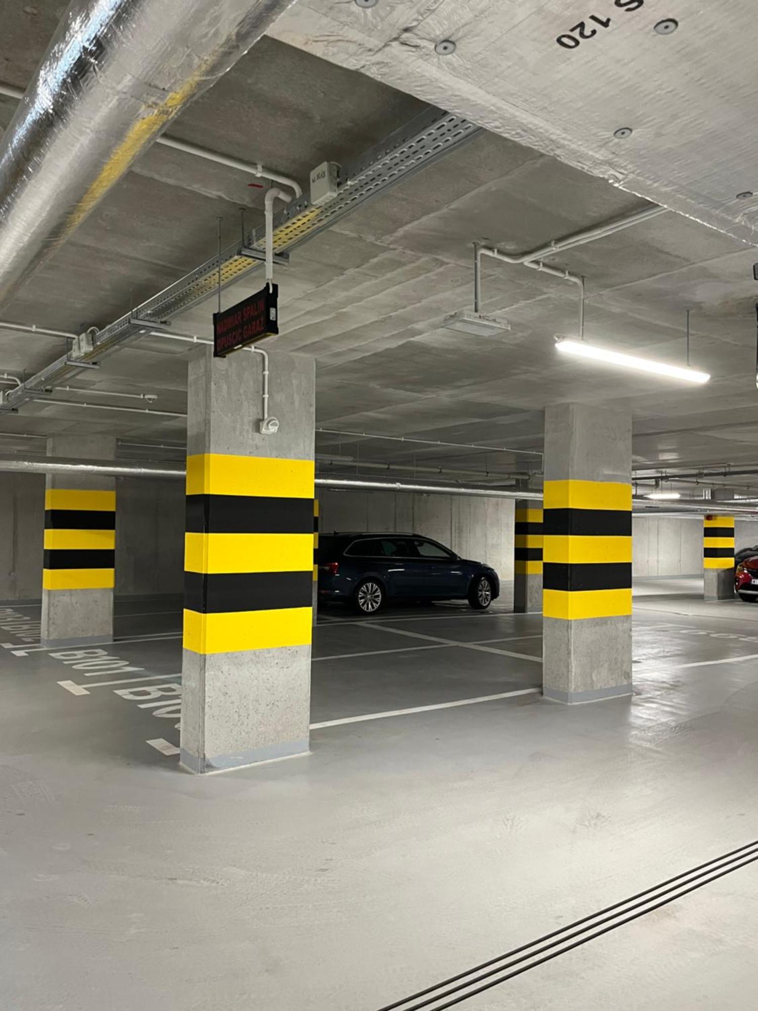 Warsaw Airport Wyscigi - City And Green View Apartment With Underground Garage Luaran gambar